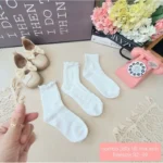 Combo 3 đôi tất trắng mix cùng chân váy - Ảnh 3